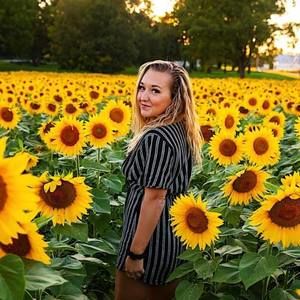 Meet your Posher, Maddie